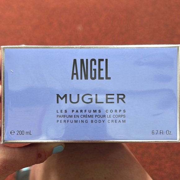 Mugler Blue and Silver Angel Body Cream - Picture 5 of 5